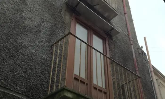 Homepal-Bisacquino-Casa-in-piazza