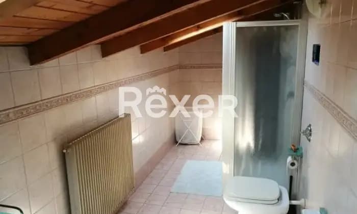 Rexer-Lusiana-Appartamento-m-commerciali-BAGNO