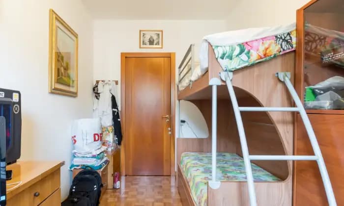 Rexer-Clusone-Appartamento-in-Vendita-in-Via-Cremona-a-Clusone-CAMERA-DA-LETTO
