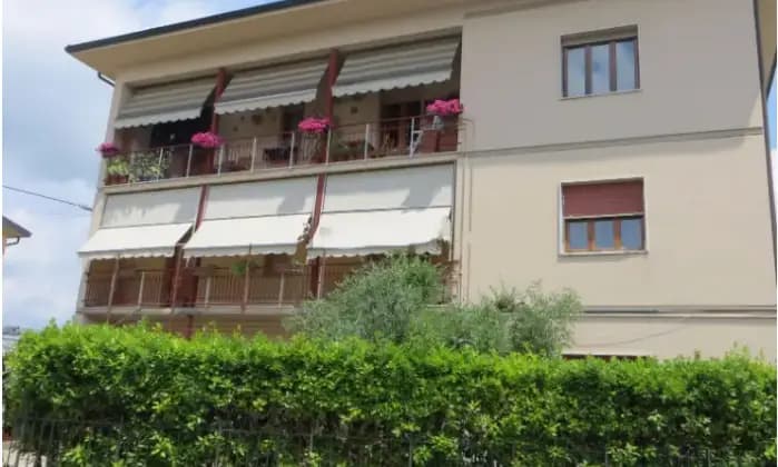 Rexer-Fucecchio-Appartamento-su-due-piani-in-vendita-a-Fucecchio-Terrazzo