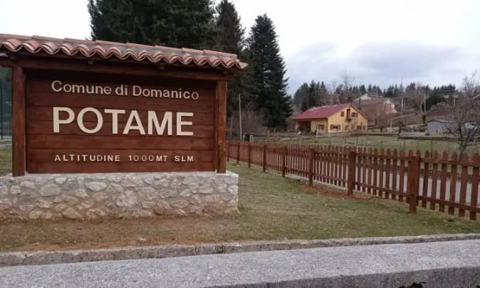 Rexer-Domanico-Villa-unifamiliare-via-Tre-Monti-Potame-Domanico-Giardino