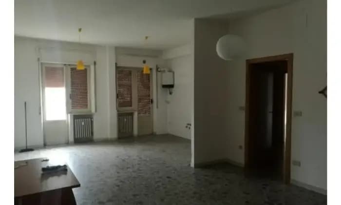 Rexer-Pescara-Luminoso-appartamento-in-palazzina-di-piani-Altro