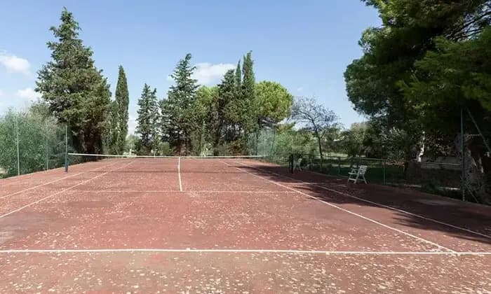 Rexer-Tuglie-Villa-con-piscina-e-campo-da-tennis-Terrazzo