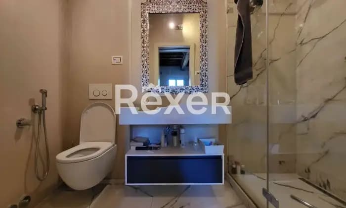 Rexer-Campi-Bisenzio-Appartamento-in-vendita-nel-centro-storico-di-Campi-Bisenzio-Bagno