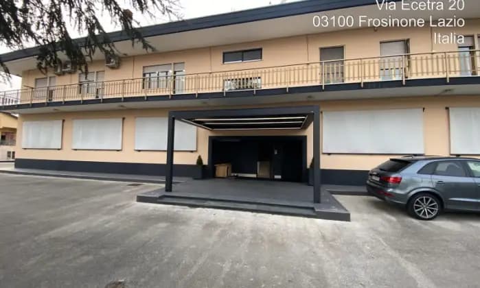 Rexer-Frosinone-Affitto-appartamento-uso-ufficio-Frosinone-Garage