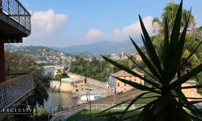 Rexer-Rapallo-Appartamento-mq-con-terrazzino-due-balconi-e-box-Terrazzo