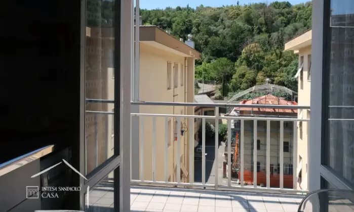 Rexer-Rapallo-Rapallo-Appartamento-ultimo-piano-con-ampio-balcone-in-strada-privata-Giardino