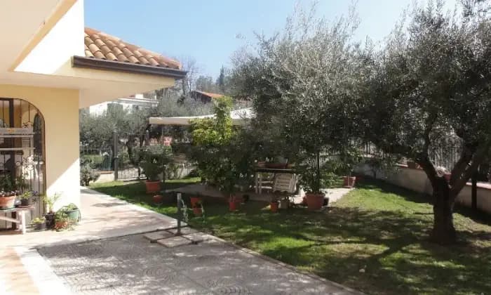 Rexer-Minturno-Villa-panoramica-in-vendita-sulle-colline-sopra-Scauri-Giardino