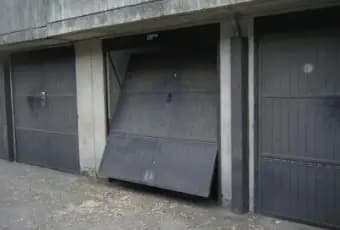 Homepal-Bologna-Garage-anche-per-deposito-materialeGARAGE