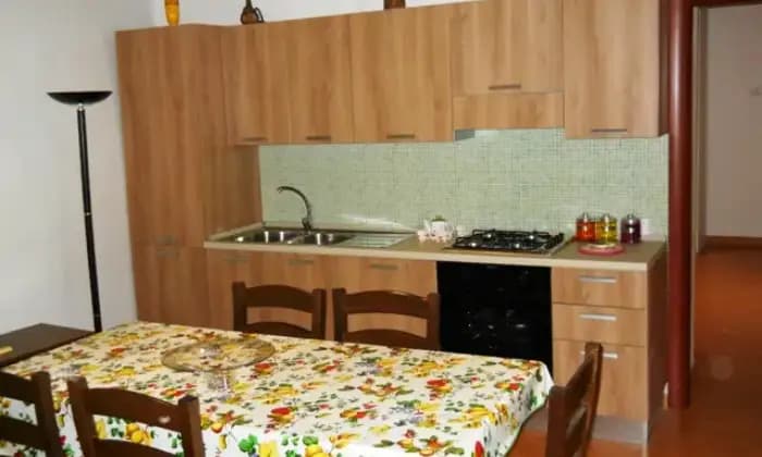 Homepal-Ausonia-Appartamento-indipendente-ristrutturato-arredato-selvacava-CUCINA