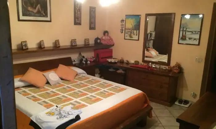 Homepal-Rignano-sullArno-Delizioso-appartamento-in-troghiCAMERA-DA-LETTO
