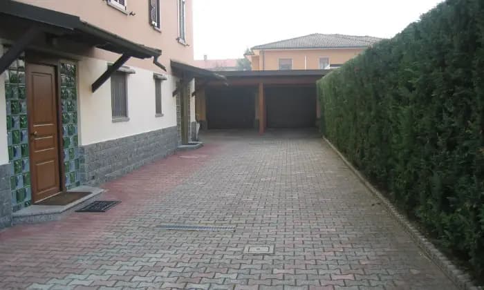 Homepal-Bubbiano-Appartamento-in-villa-bifamiliareGARAGE