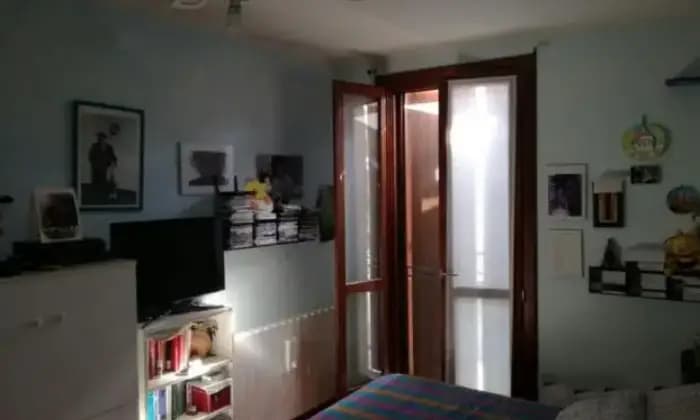 Homepal-Crevalcore-Appartamento-immerso-nel-verdeCAMERA-DA-LETTO