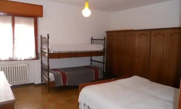 Homepal-Pievepelago-Appartamento-in-vendita-in-Via-Roma-PievepelagoCAMERA-DA-LETTO