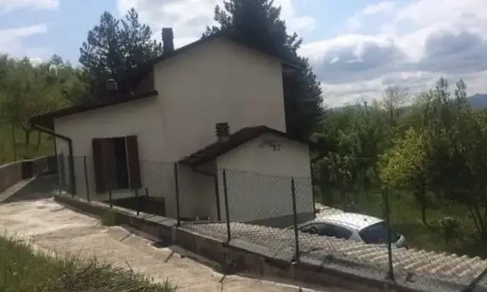 Homepal-Gaggio-Montano-Casa-con-ca-mq-di-terreno-edificabile-in-venditaALTRO