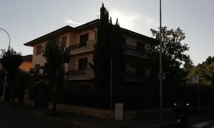 Homepal-MontecatiniTerme-Appartamento-in-vendita-in-via-Gino-Merlini-ALTRO