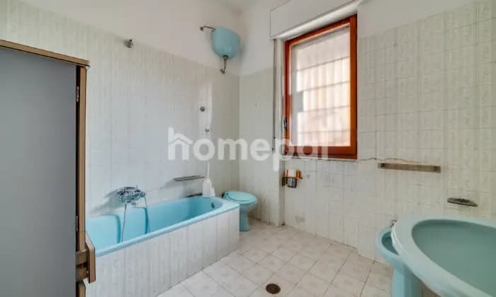 Homepal-Avellino-Grande-appartamento-da-personalizzare-CentroBAGNO