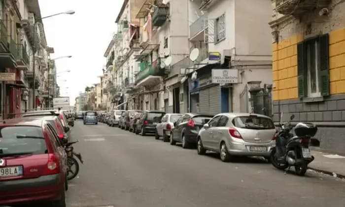 Homepal-Napoli-Locale-in-venditaALTRO