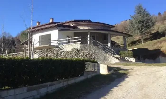 Homepal-Pratovecchio-Stia-Villa-per-abitazione-o-Agriturismo-ToscanaSALONE