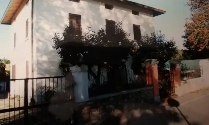 Homepal-Arezzo-Villa-unifamiliare-via-Giulio-Salvadori-ArezzoALTRO