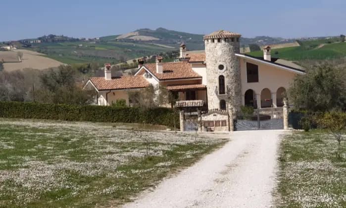 Homepal-Teramo-Villa-Torre-degli-UliviALTRO