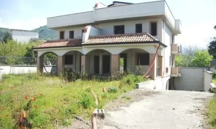 Homepal-Liveri-Villa-in-Vendita-in-Via-NazionaleALTRO