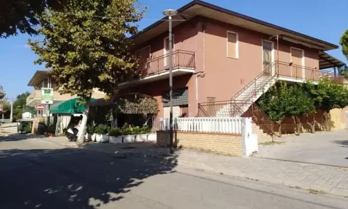 Homepal-Ari-Villa-in-Vendita-in-Via-della-Liberazione-a-Ari-ALTRO