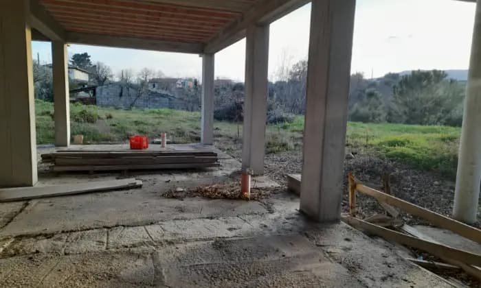 Homepal-Torano-Castello-Terreno-con-rustico-di-recente-costruzioneALTRO