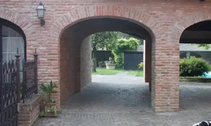 Homepal-Copparo-Villa-in-vendita-in-via-giosu-carducciGIARDINO