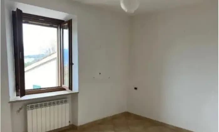 Homepal-Fabriano-Appartamento-su-due-piani-in-vendita-in-via-Moscano-a-FabrianoALTRO