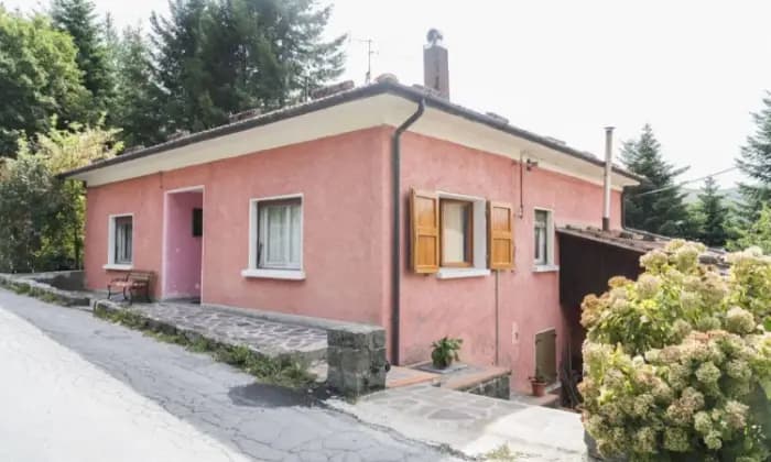 Homepal-Cutigliano-Casa-in-vendita-in-via-del-Paradiso-CutiglianoALTRO