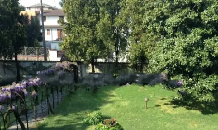 Homepal-Vermezzo-Villa-unifamiliare-via-Filippo-Corridoni-Vermezzo-Vermezzo-con-ZeloGIARDINO
