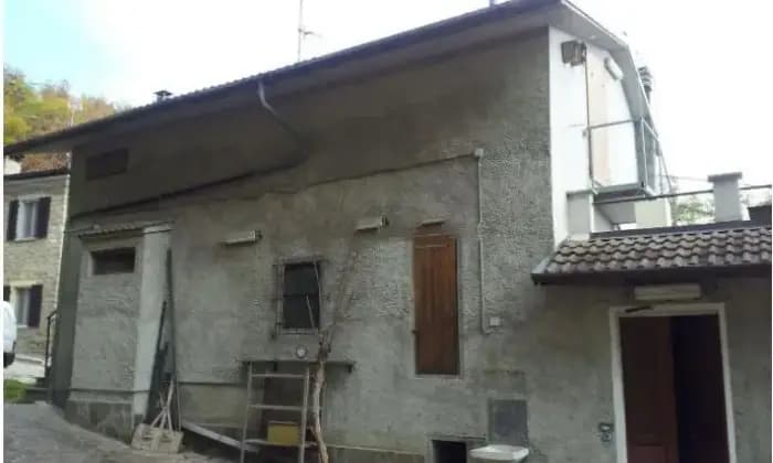 Homepal-Varzi-Casa-indipendente-in-vendita-in-via-Oreste-Maretti-a-VarziALTRO