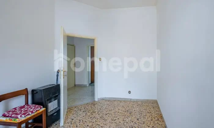 Homepal-Tolfa-Appartamento-spazioso-e-luminoso-in-centroCAMERA-DA-LETTO