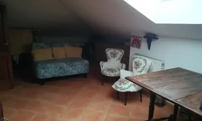 Homepal-Baschi-Vendesi-Appartamento-Civitella-del-LagoSalone