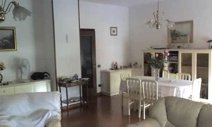 Homepal-Avellino-Appartamento-in-Vendita-in-Via-Giovanni-Battista-Avellino-AVSalone