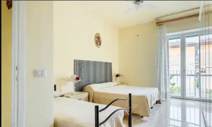 Homepal-Pescia-Appartamento-in-vendita-in-via-Borgo-S-Quirico-a-PesciaAltro