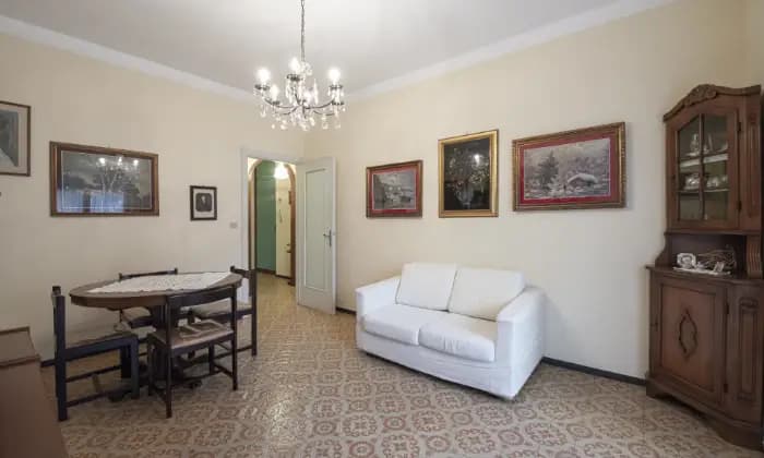 Homepal-Rapallo-Appartamento-con-giardino-e-posto-auto-condominialiSalone
