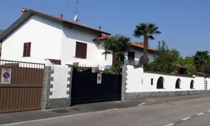 Homepal-Vermezzo-Vendesi-villa-in-Via-Giacomo-LeopardiZelo-Surrigone-Vermezzo-con-ZeloGiardino