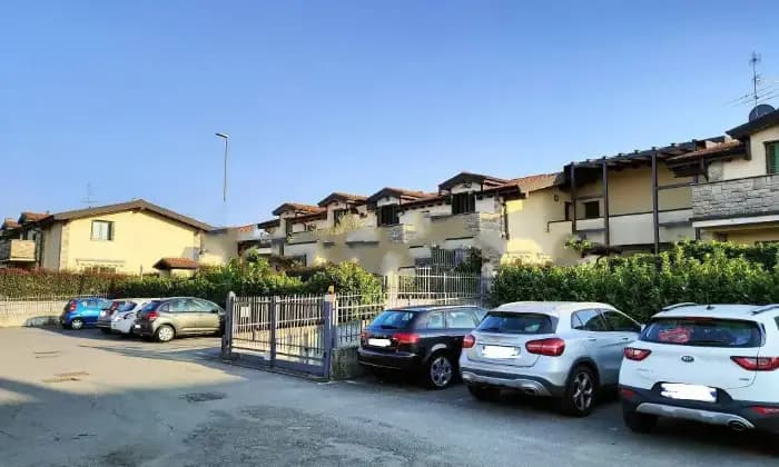 Homepal-Brignano-Gera-dAdda-Vendesi-appartamento-in-via-San-Francesco-dAssisi-Brignano-Gera-dAddaTerrazzo