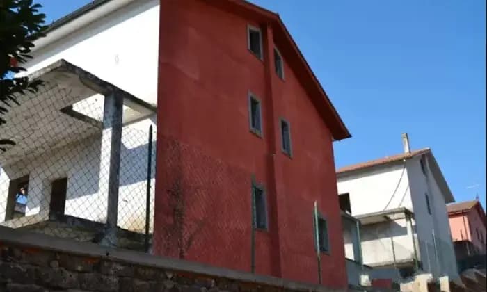 Homepal-Mazzano-Romano-Villa-bifamiliare-in-via-della-Resistenza-a-Mazzano-RomanoGarage