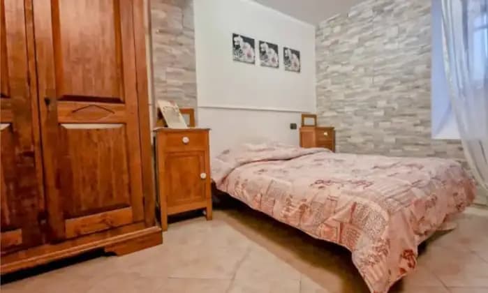 Homepal-Castellanza-Appartamento-in-via-Luigi-Pomini-CastellanzaCameraDaLetto