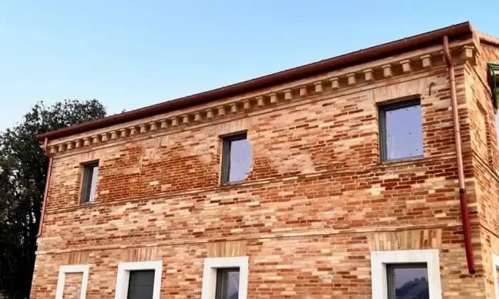 Homepal-Osimo-Casale-in-vendita-in-via-di-Jesi-OsimoFacciata