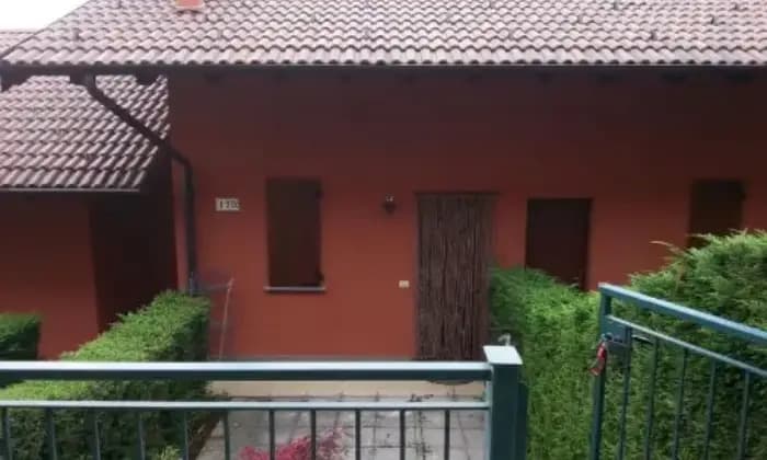 Homepal-Costa-Serina-Appartamento-su-due-piani-in-vendita-Terrazzo