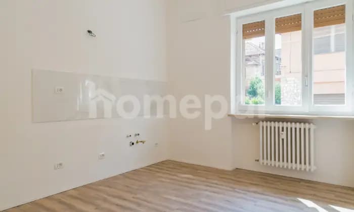 Homepal-Vigevano-Appartamento-ristrutturato-con-garage-labitazione-perfetta-per-coppieCUCINA