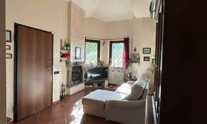 Homepal-Manziana-Villa-bifamiliare-in-vendita-in-via-Rota-a-ManzianaAltro