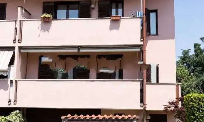 Homepal-Paderno-Dugnano-Villa-a-schiera-ampio-giardino-e-garageTerrazzo