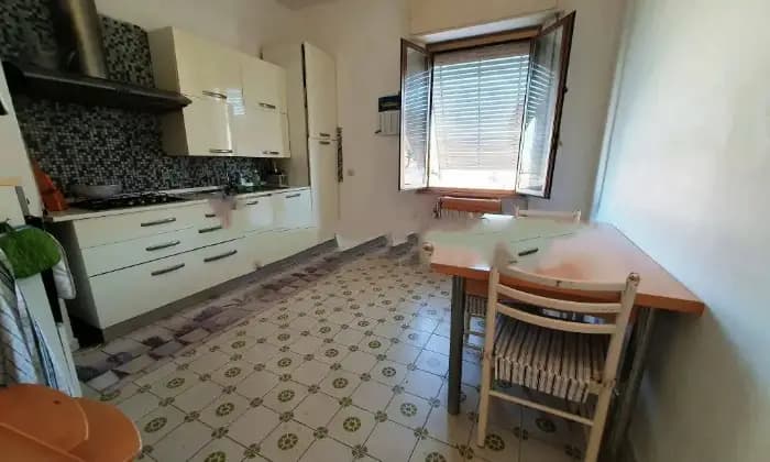 Homepal-Ancona-Vendesi-appartamento-in-via-Carlo-Renaldini-Cavour-AnconaAltro