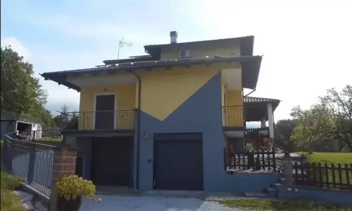 Homepal-Castelluccio-Inferiore-Villa-bifamiliare-in-vendita-in-Contrada-Ceracalla-a-Castelluccio-InferioreTerrazzo