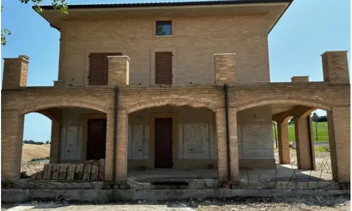 Homepal-Montecassiano-Villa-in-vendita-in-localit-Vissani-a-Montecassiano-Giardino